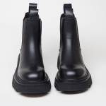 Демисезонные ботинки из натуральной кожи чёрного цвета с боковыми резинками